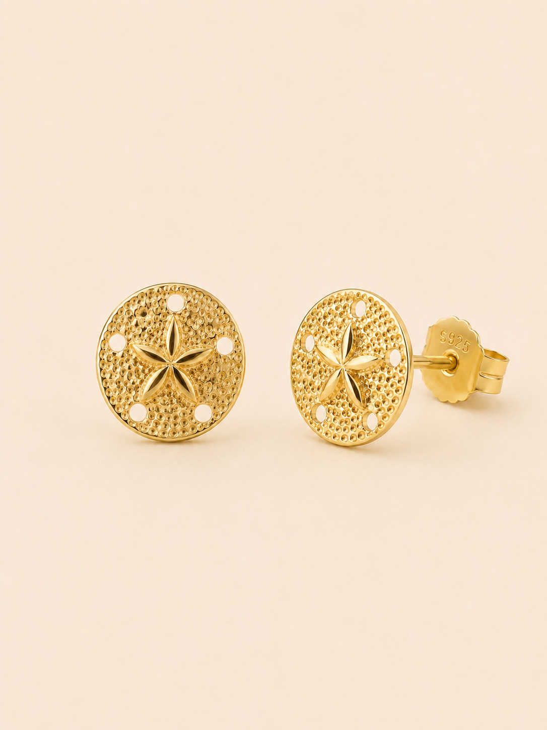Solenne S925 Sand Dollar Studs