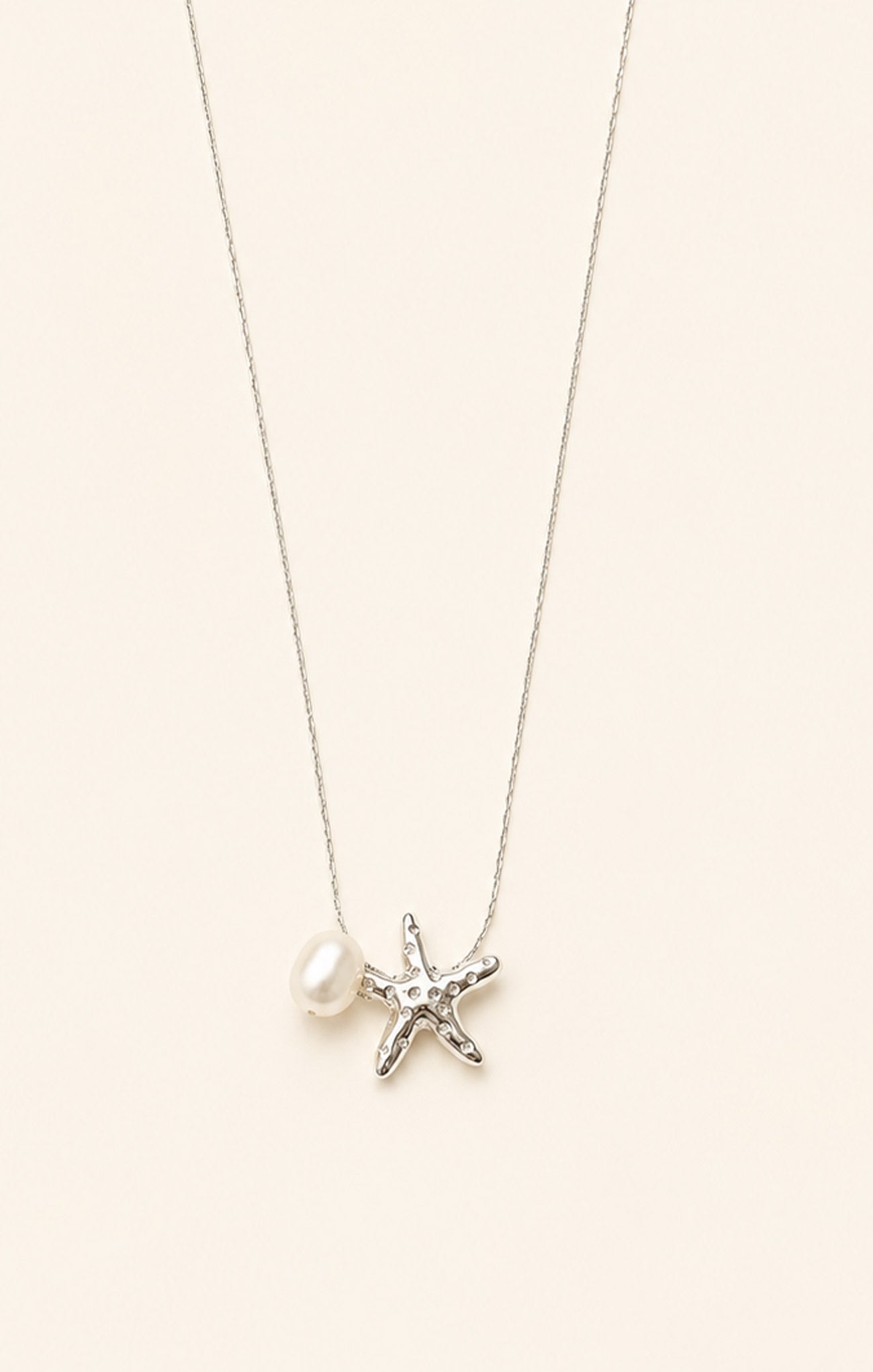 Delicate Pearl Starfish Necklace