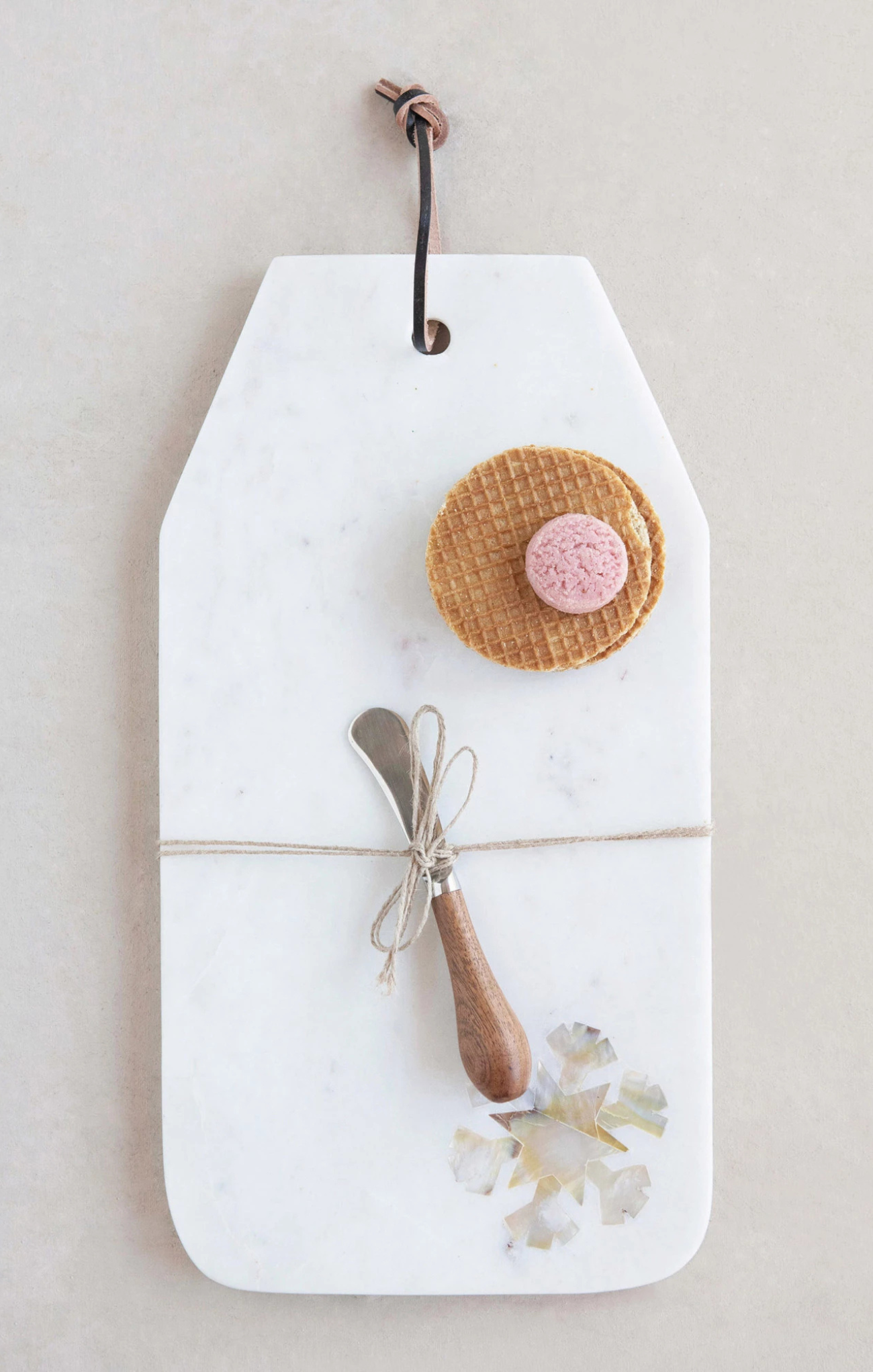 shop-at-grace-cheese-cutting-board-with-canape-knife