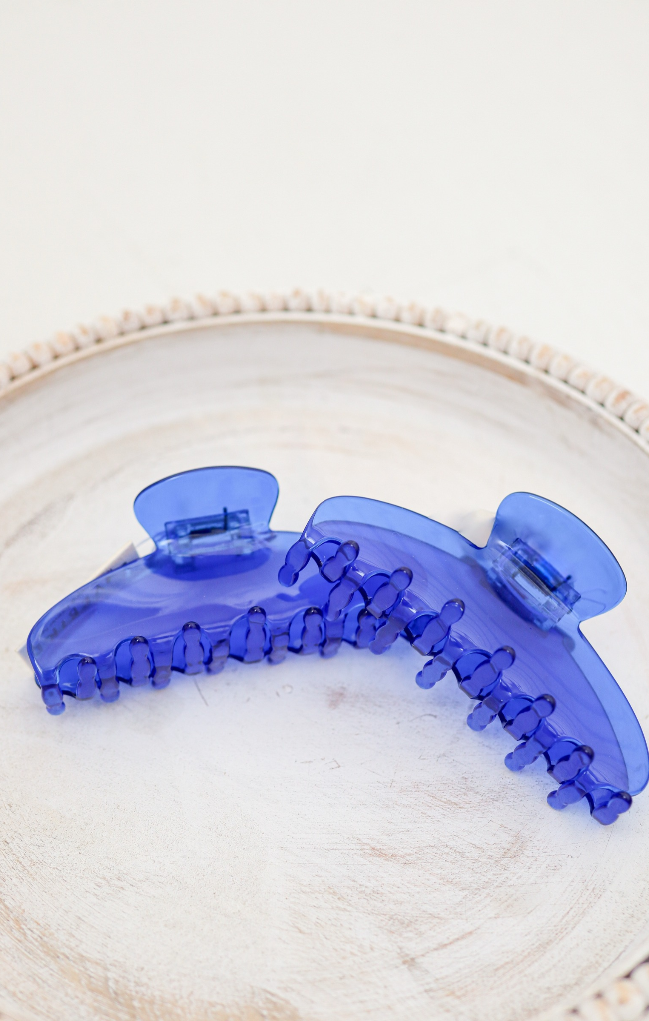 Daisy Royal Blue Banana Clip