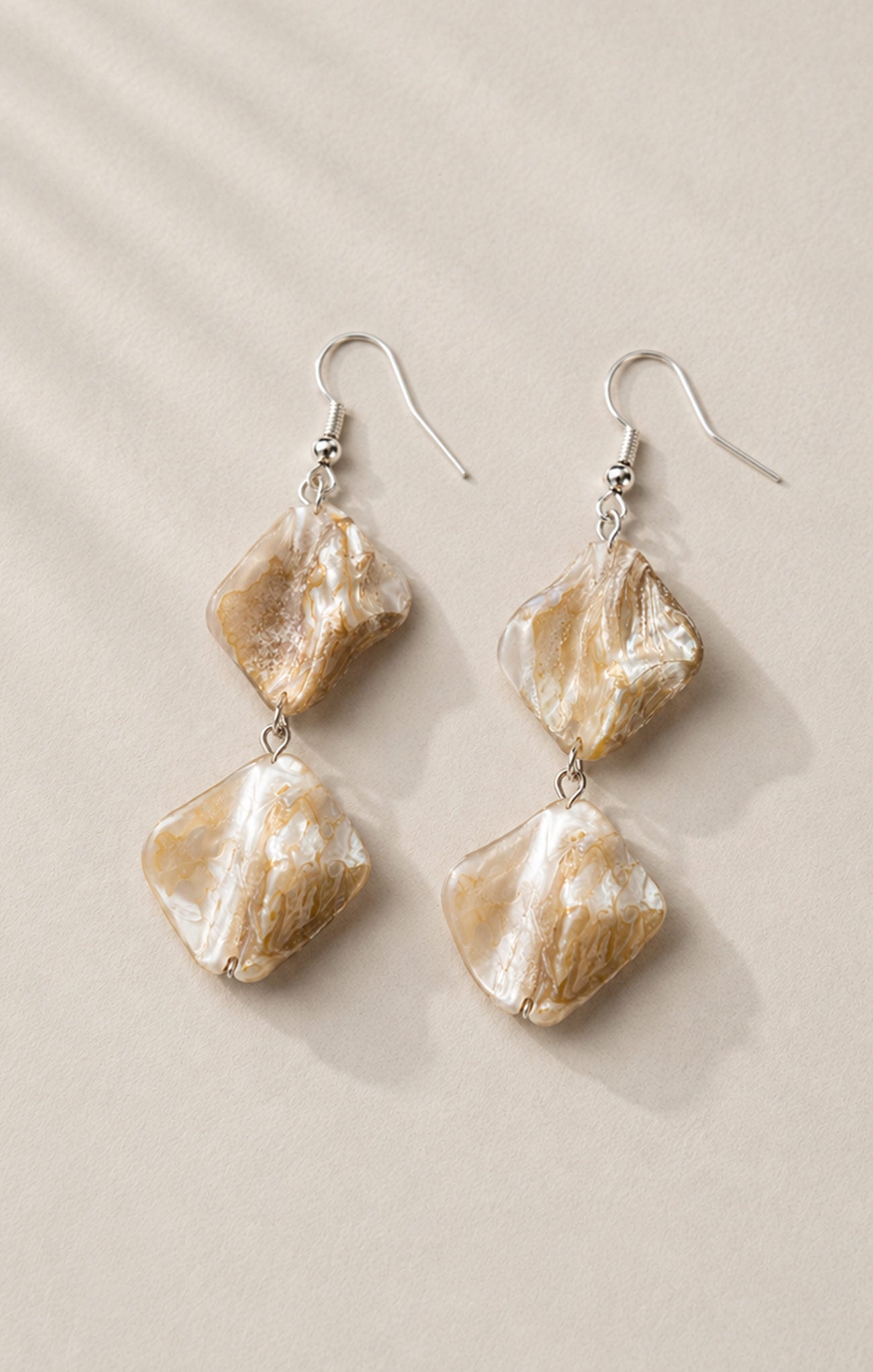 Della Shell Earrings