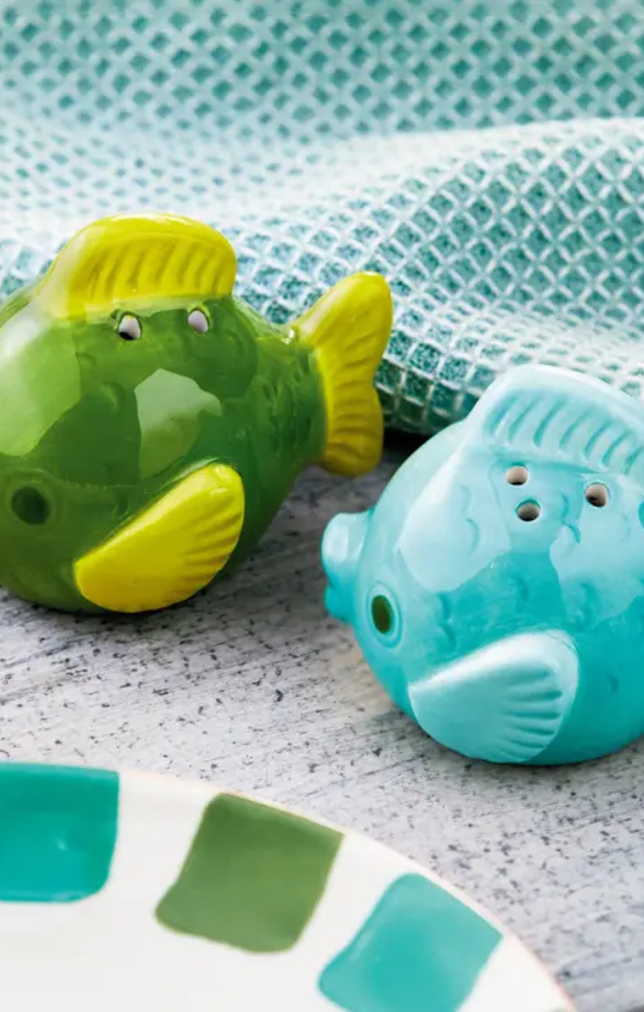 shop-at-grace-fish-salt-and-pepper-set