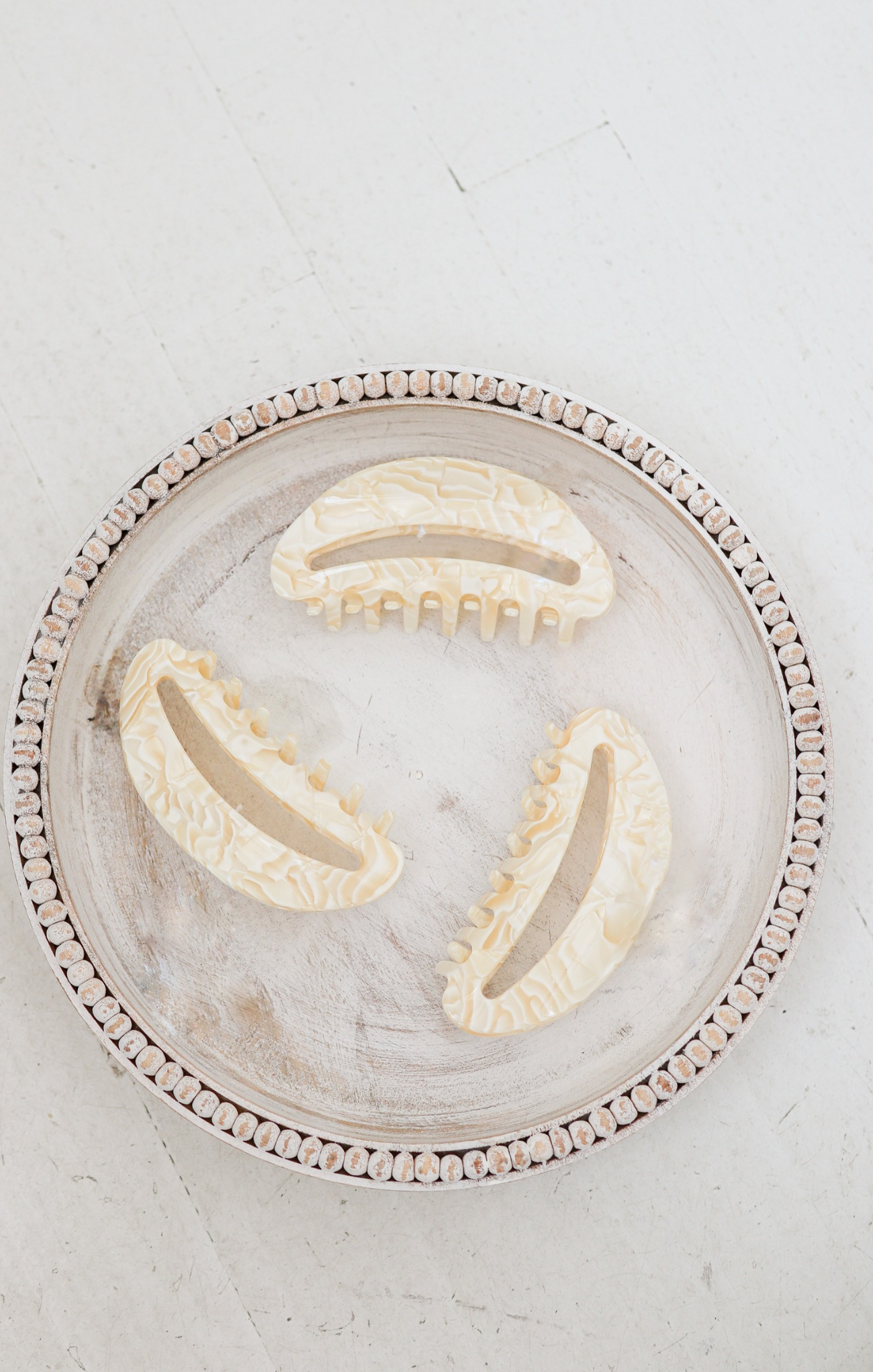 Ramona Cream Marble Banana Clip