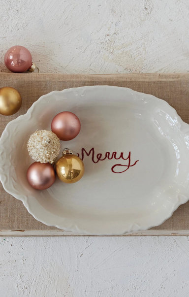 shop-at-grace-scalloped-platter-with-embossed-edge-merry