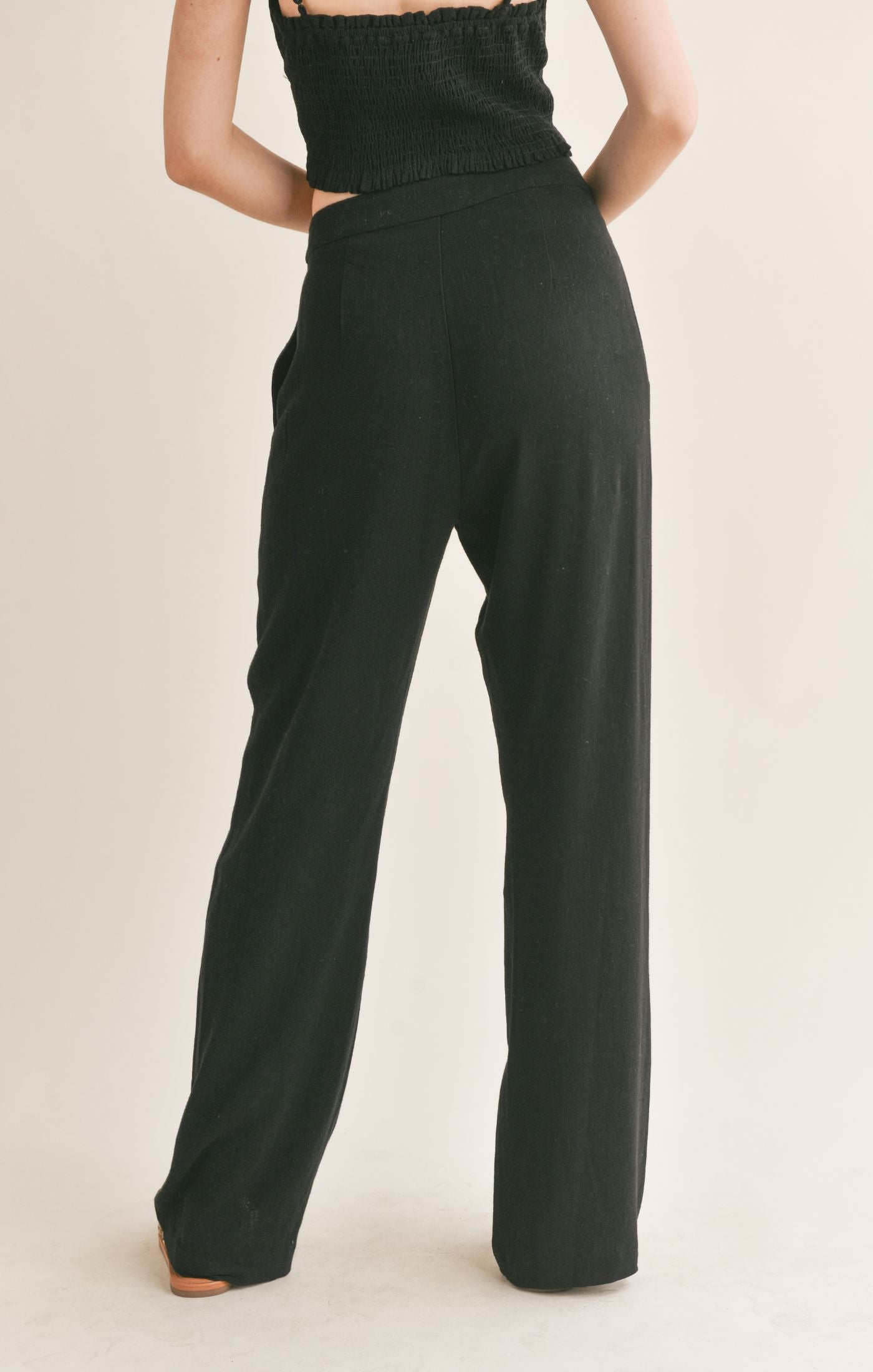At Ease Linen Blend Pleated Trouser - shopatgrace.com
